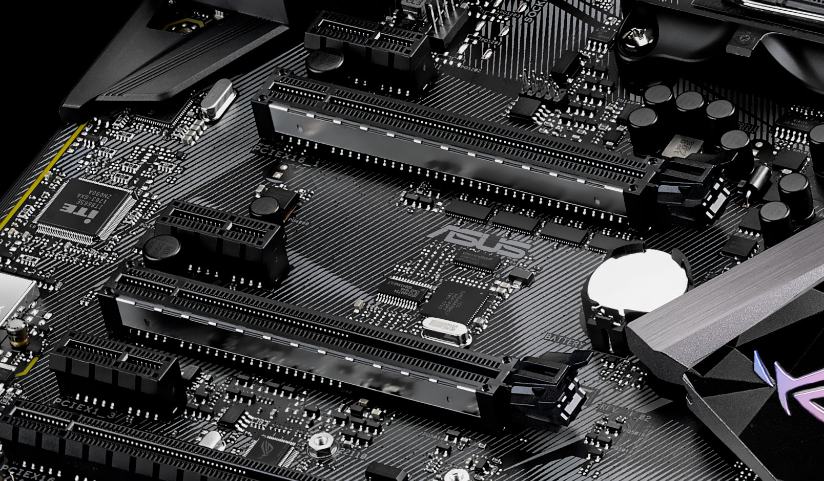ROG-STRIX-X370-F-GAMING-3D-4